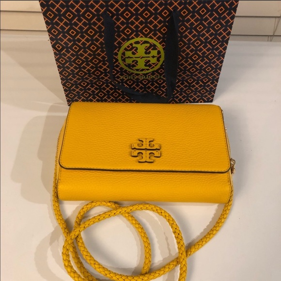 Tory Burch Handbags - 🌿HP 🌿Burch Taylor Flat Yellow Crossbody Bag